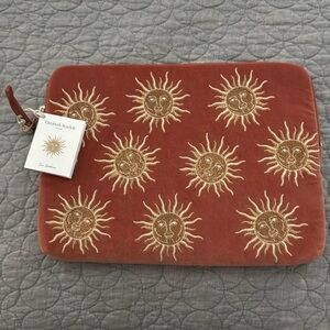 Elizabeth Scarlett Small Goddess Laptop case